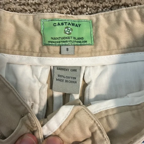 Boys dress pants with embroidered whales. Size 8, never worn - Picture 3 of 3